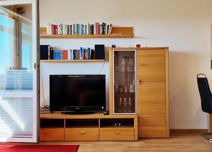 Weitblick Sonne, Und *